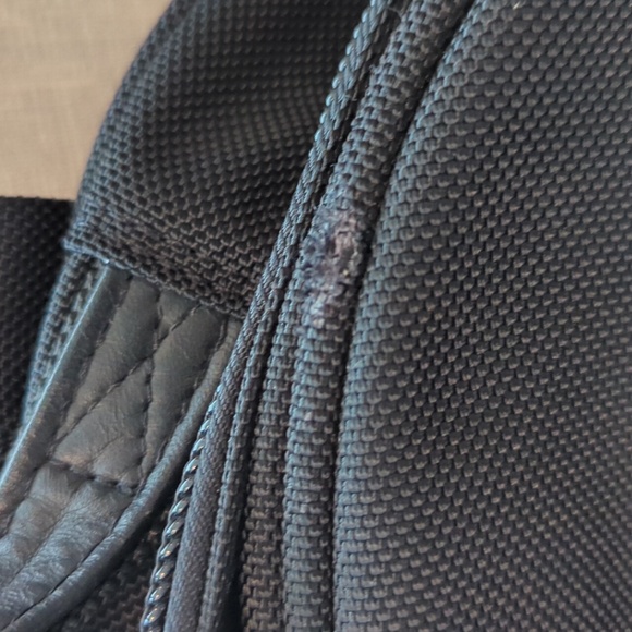 Briggs & Riley Black Backpack - Picture 6 of 16